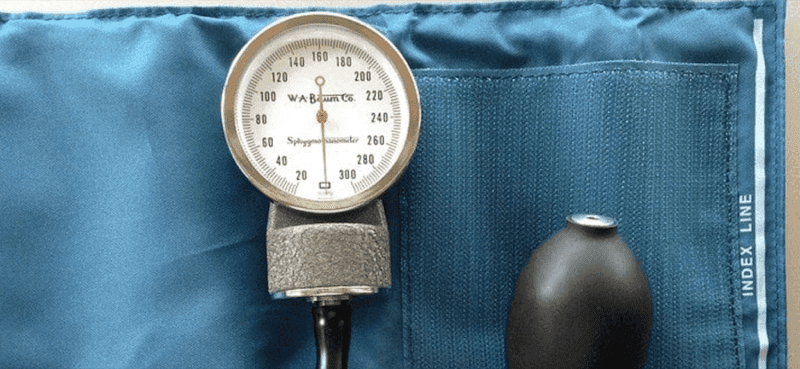 Blood manometer